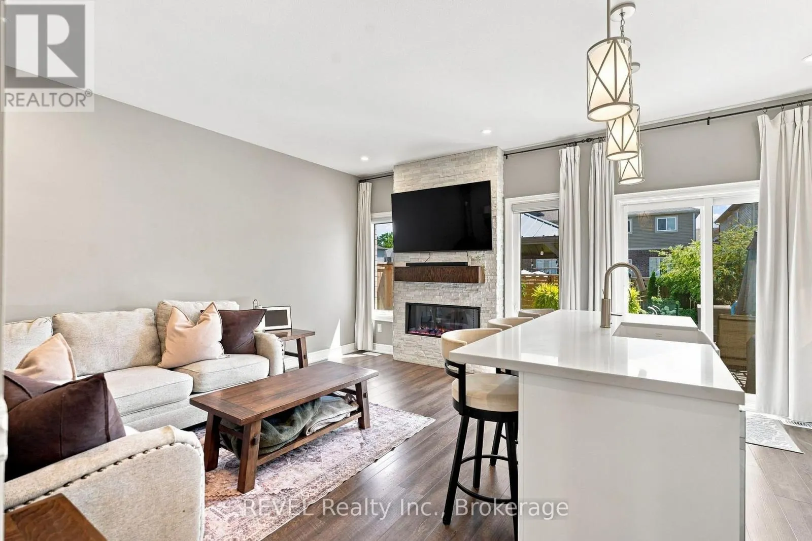 136 ACACIA ROAD