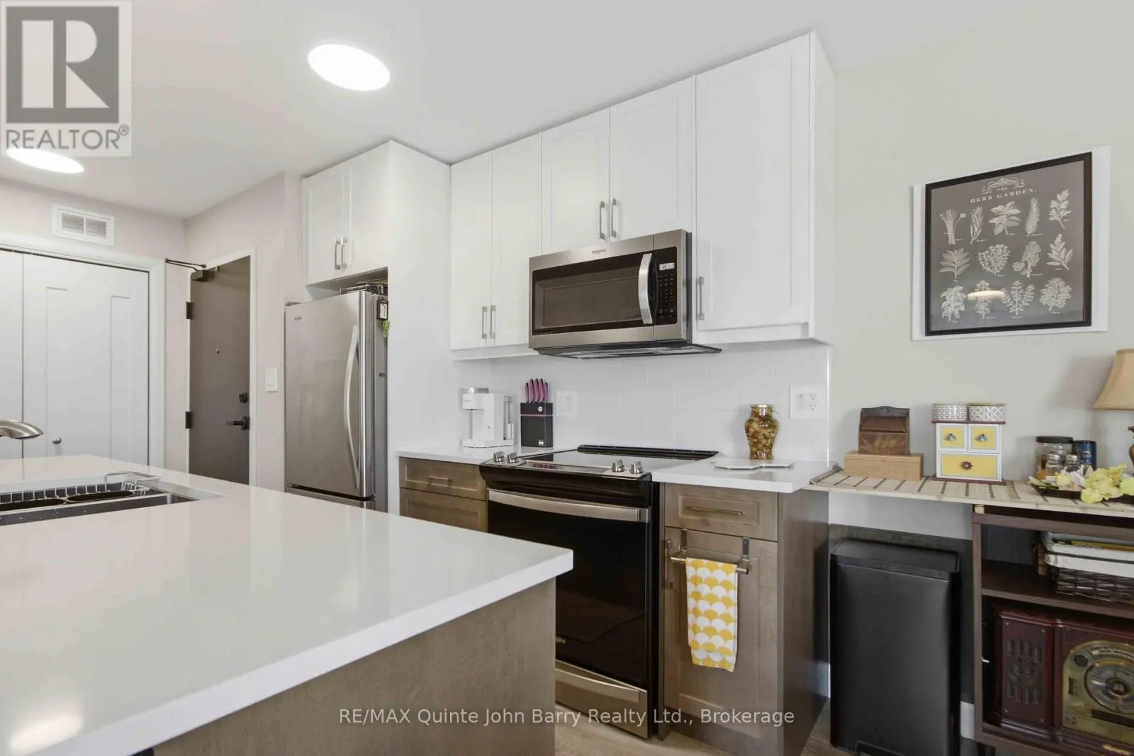 302-20 HILLSIDE MEADOW DRIVE
