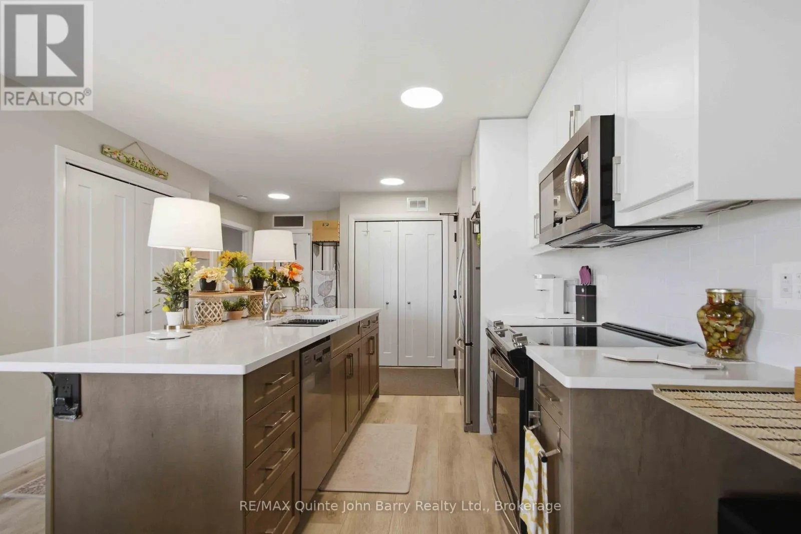 302-20 HILLSIDE MEADOW DRIVE