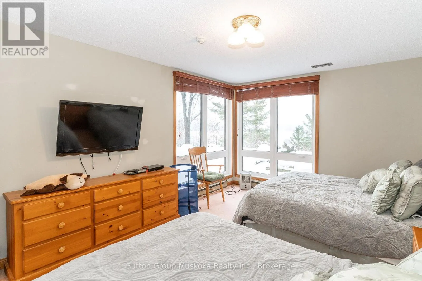 22-102 OAKRIDGE - DEERHURST RESORT DRIVE