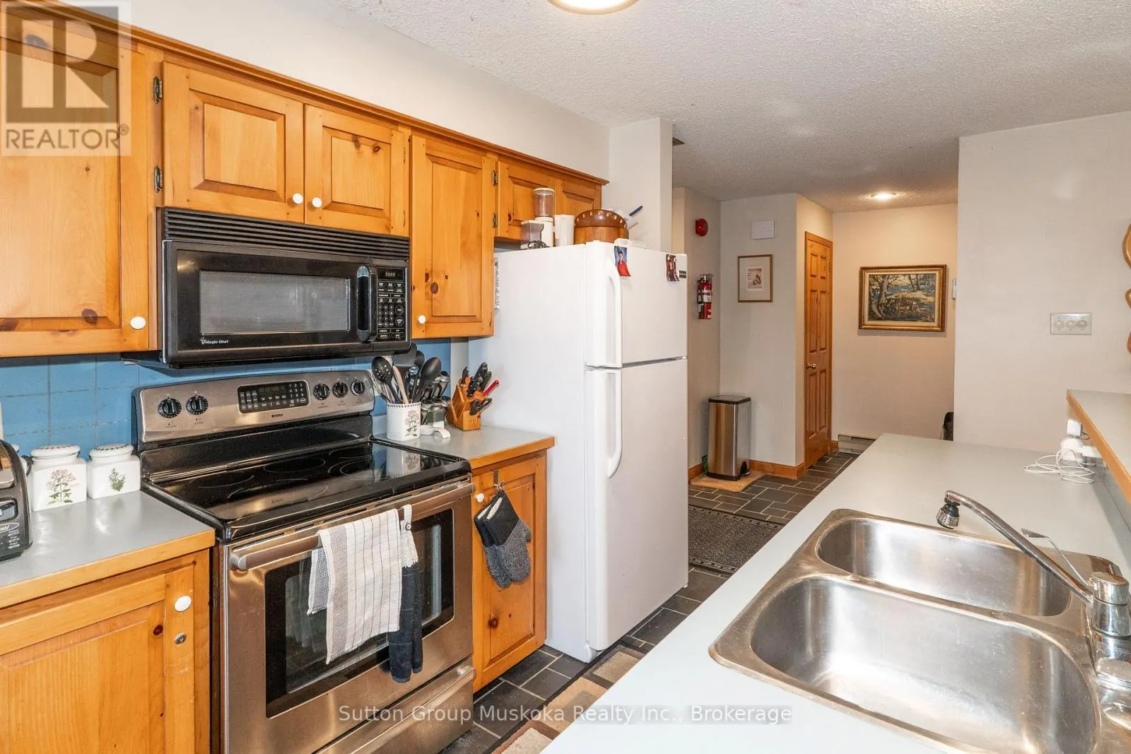 22-102 OAKRIDGE - DEERHURST RESORT DRIVE