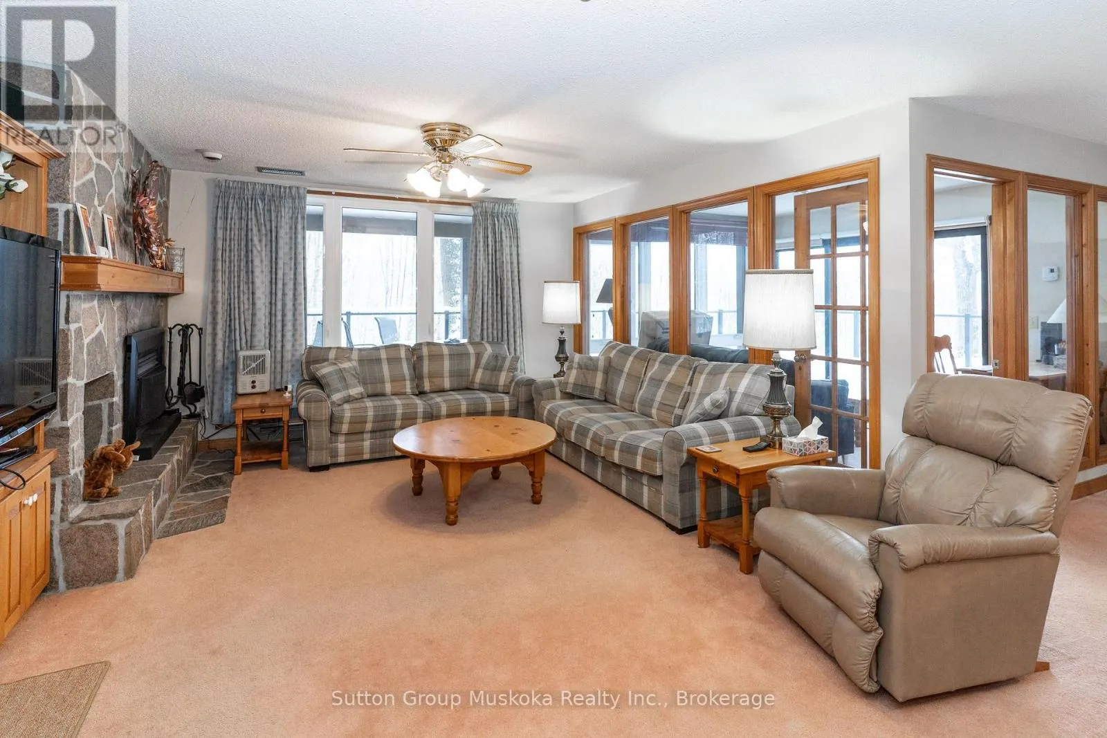 22-102 OAKRIDGE - DEERHURST RESORT DRIVE