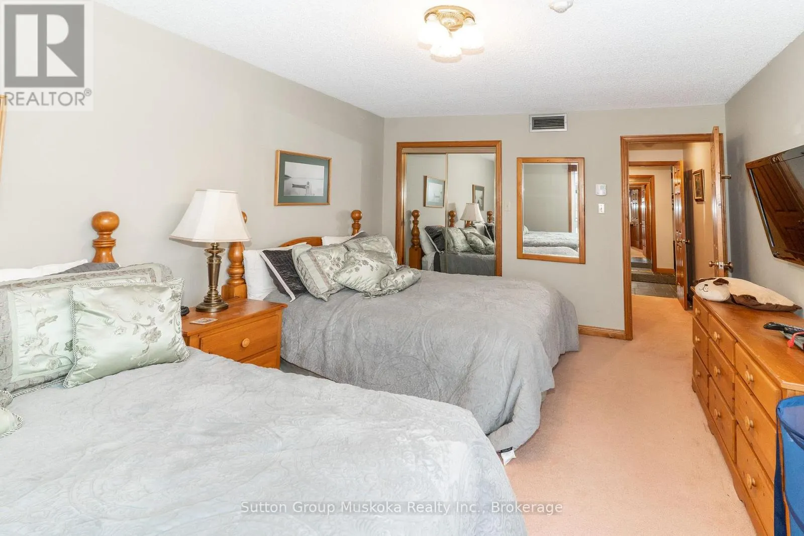 22-102 OAKRIDGE - DEERHURST RESORT DRIVE