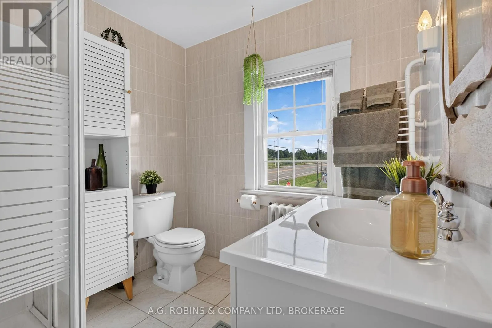 3921 #3 HIGHWAY E