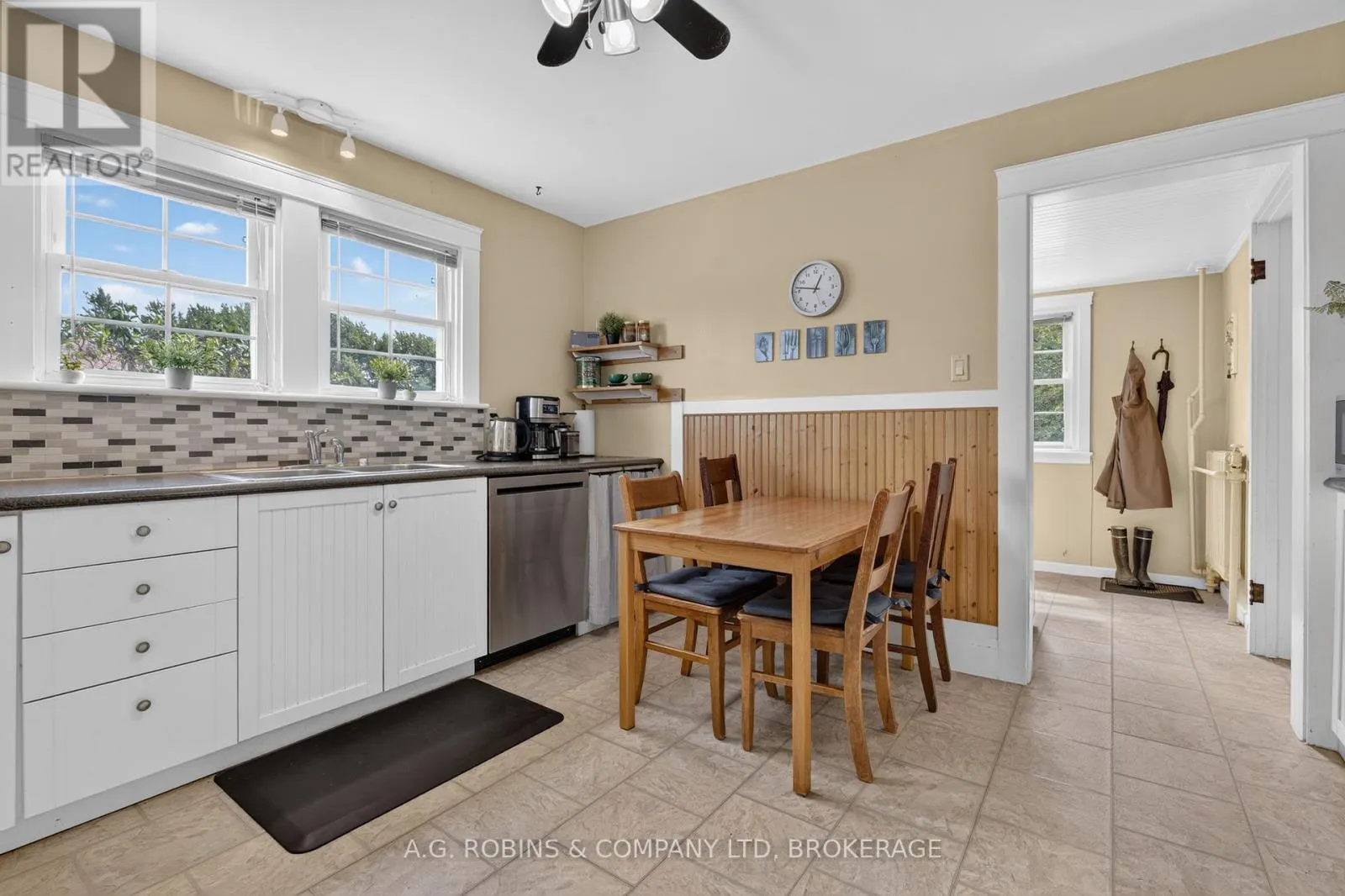3921 #3 HIGHWAY E