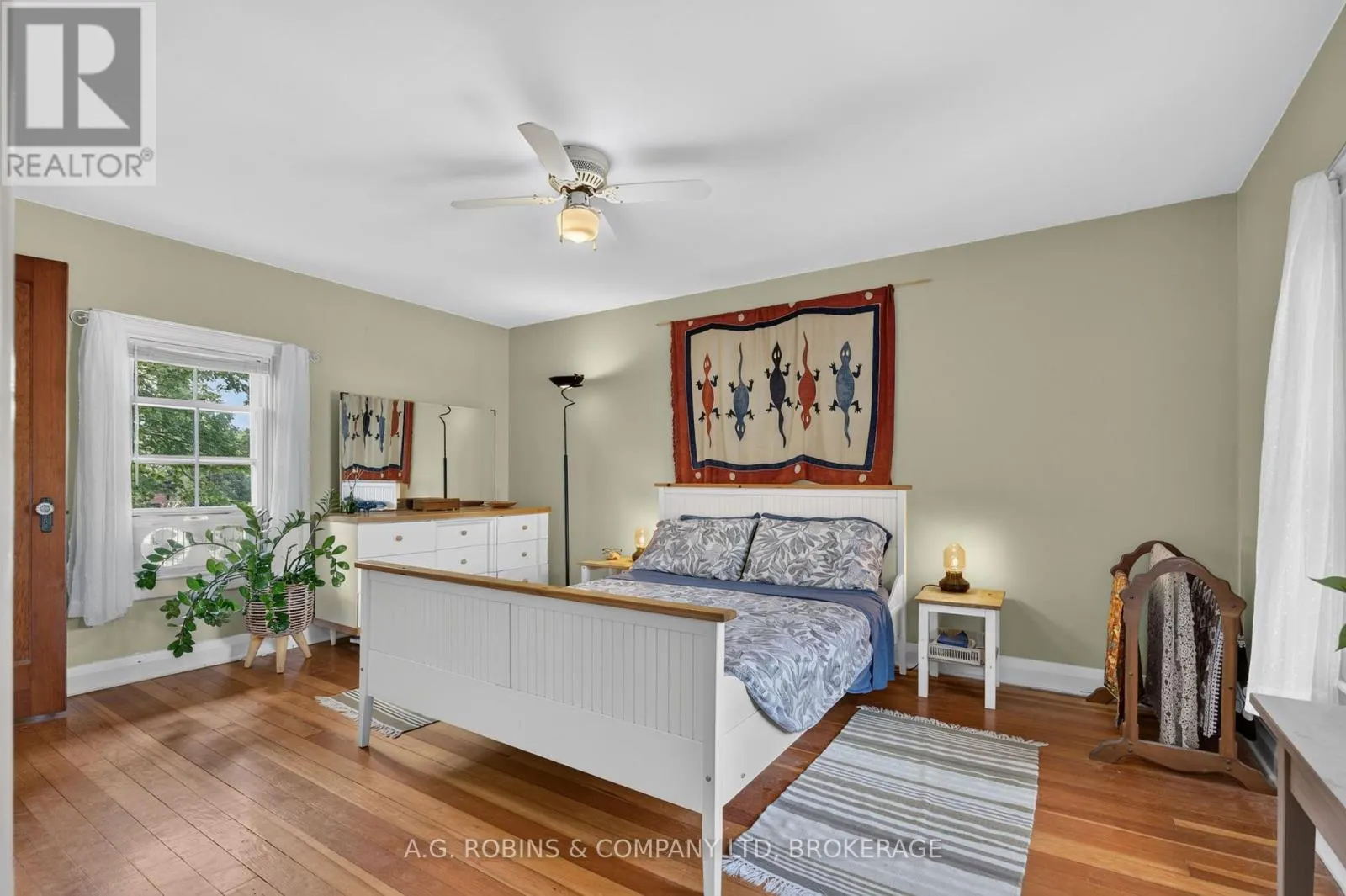 3921 #3 HIGHWAY E