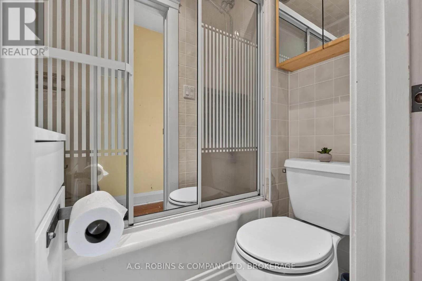 3921 #3 HIGHWAY E