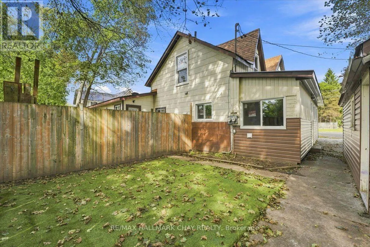 635 FIRST STREET S