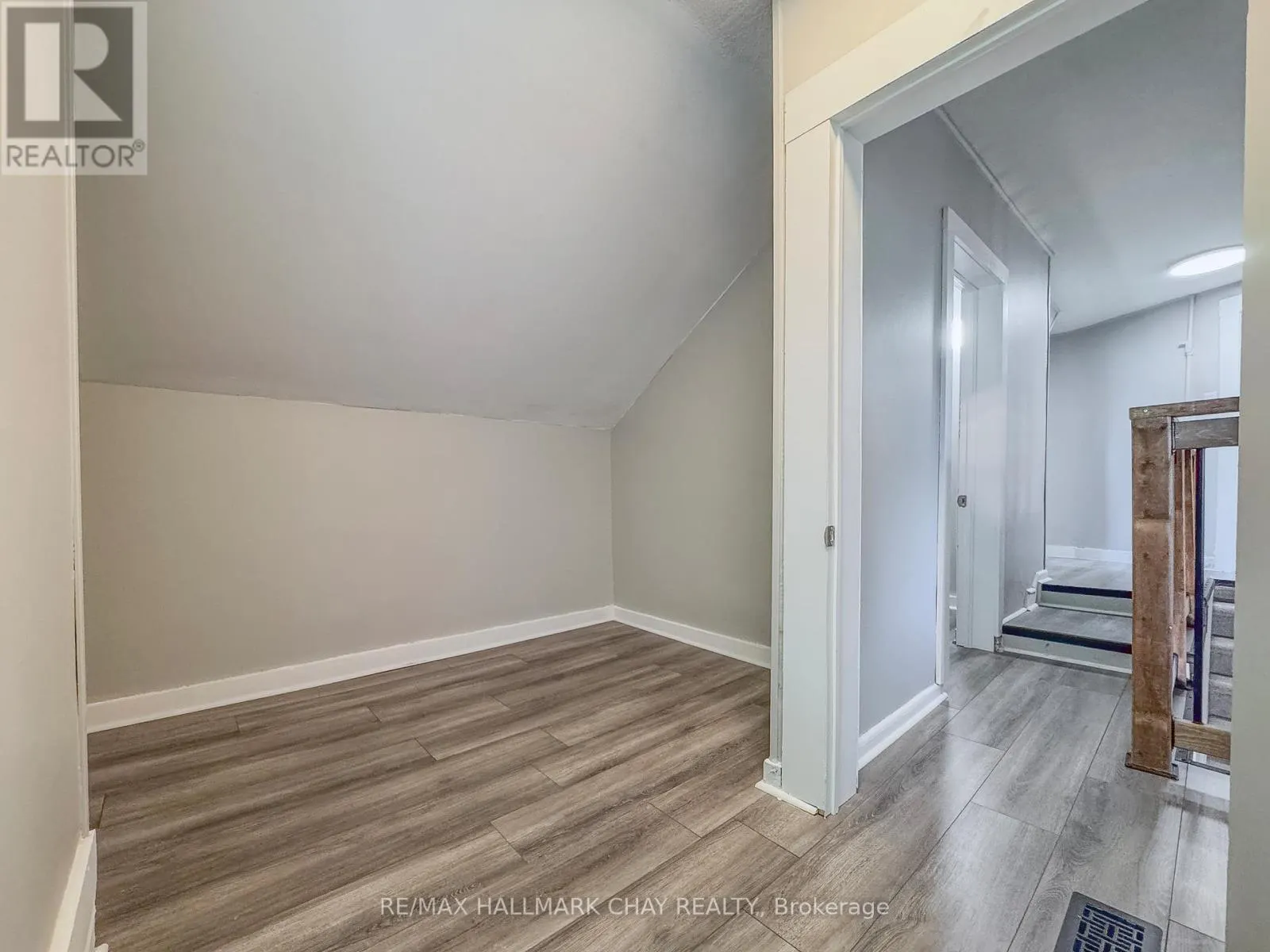 635 FIRST STREET S