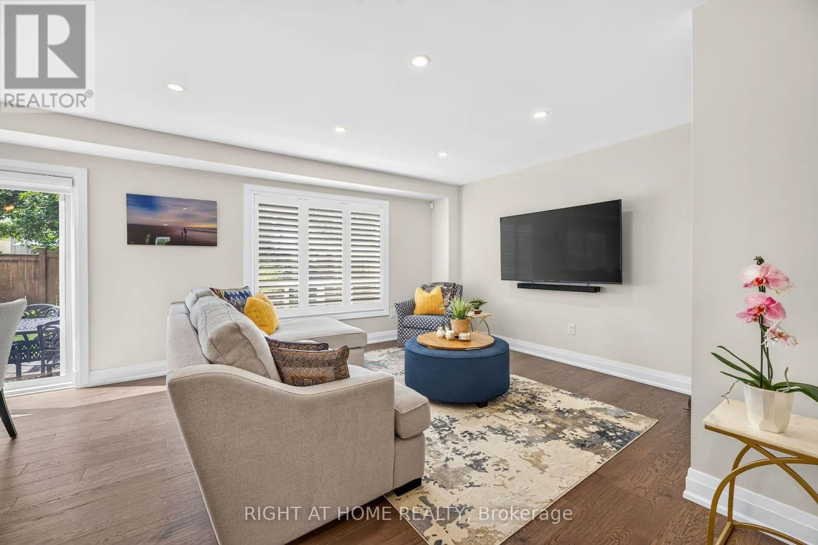 12 FIDDLEHEAD CRESCENT