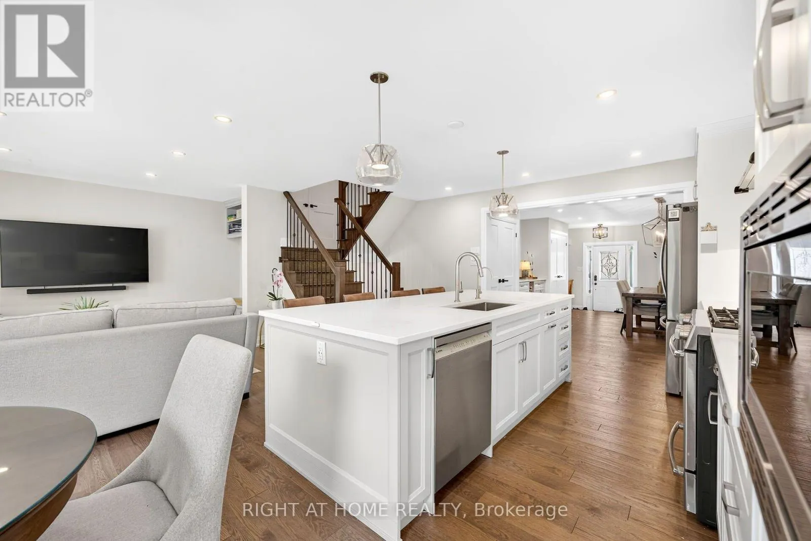 12 FIDDLEHEAD CRESCENT