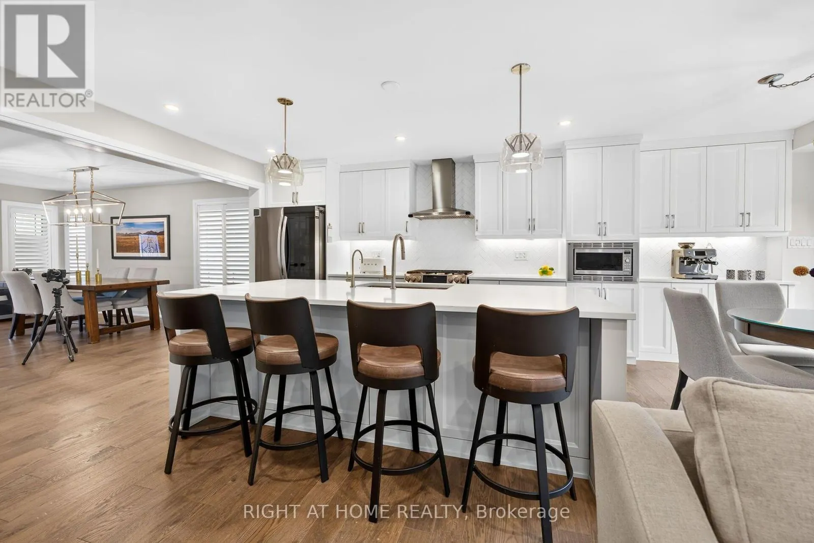 12 FIDDLEHEAD CRESCENT