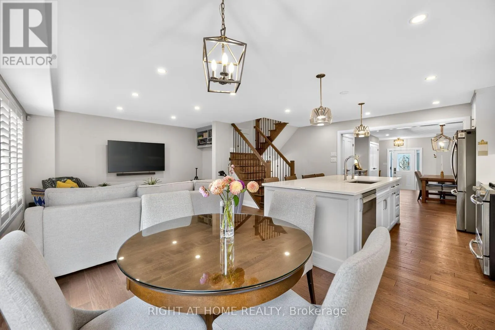 12 FIDDLEHEAD CRESCENT