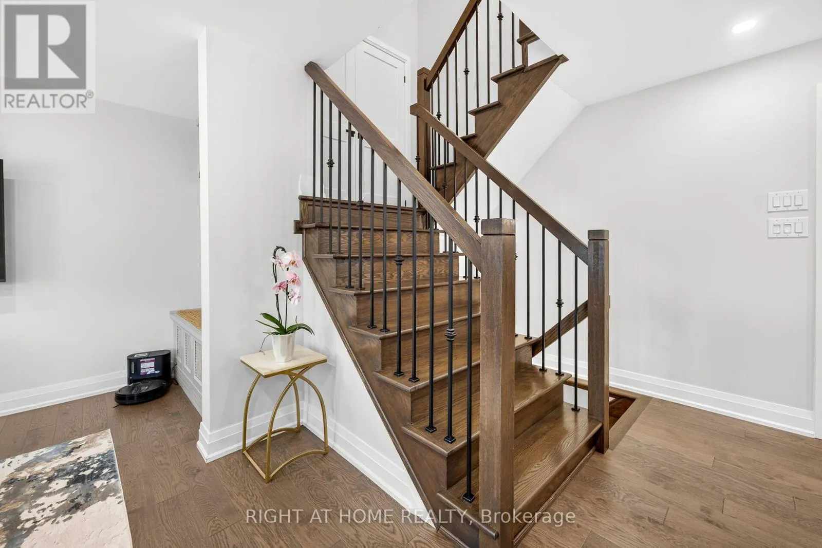 12 FIDDLEHEAD CRESCENT