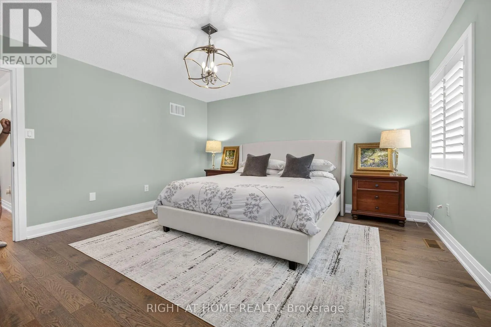 12 FIDDLEHEAD CRESCENT