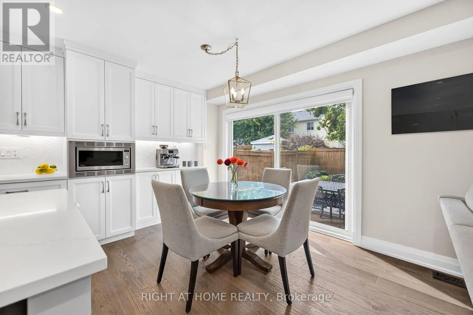 12 FIDDLEHEAD CRESCENT