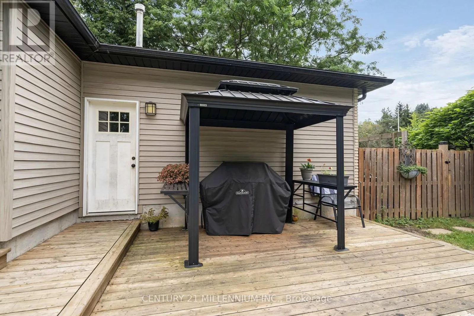 17 ERIN HEIGHTS DRIVE