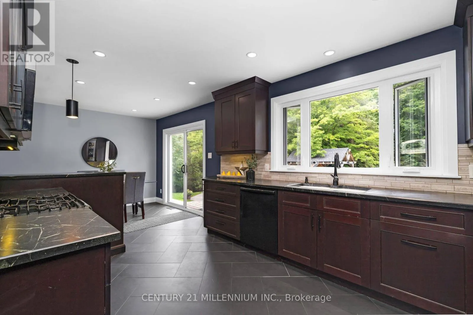 17 ERIN HEIGHTS DRIVE