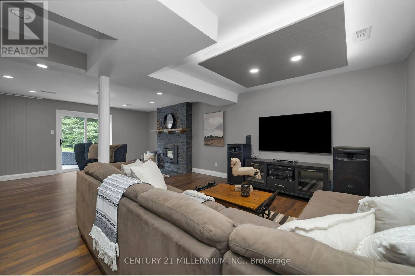 17 ERIN HEIGHTS DRIVE