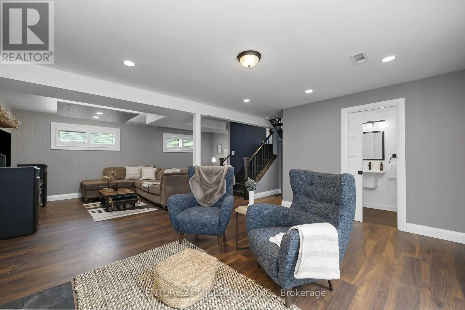 17 ERIN HEIGHTS DRIVE