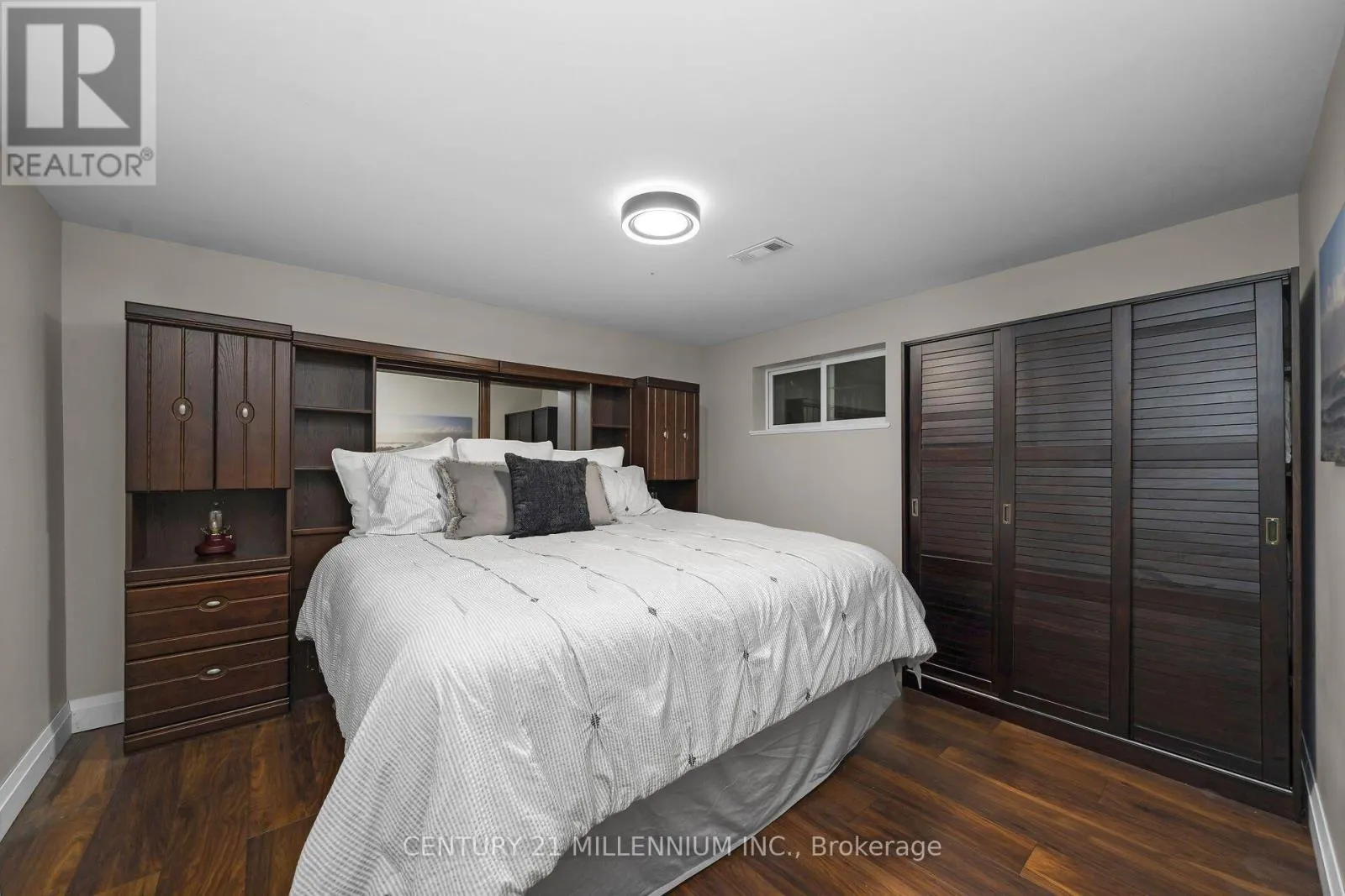 17 ERIN HEIGHTS DRIVE