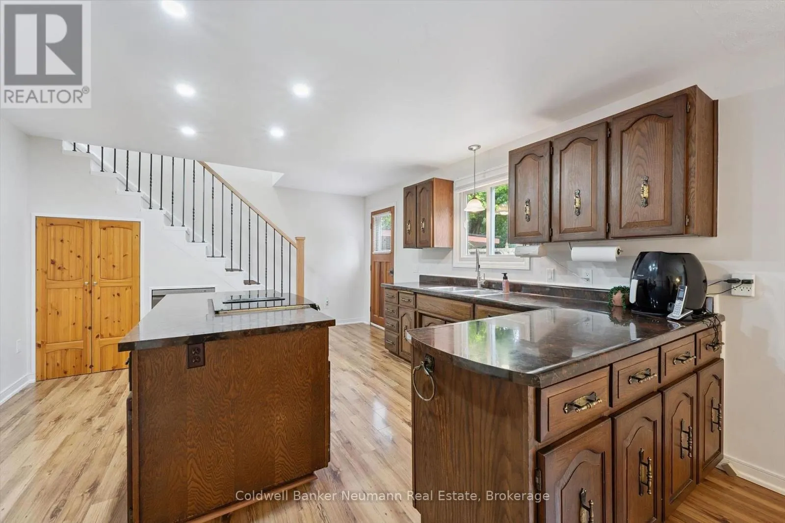 175 DIVISION STREET