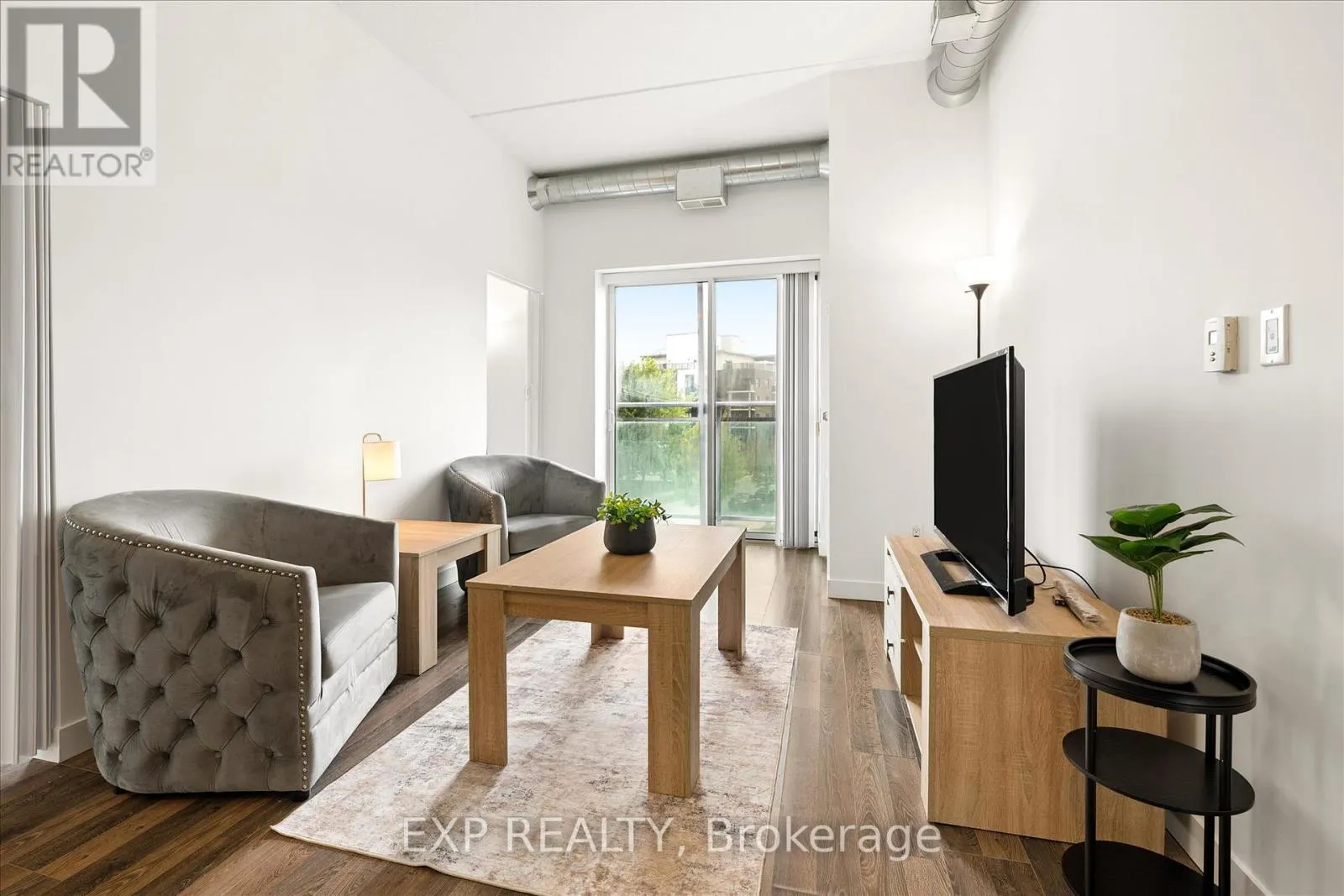 H204 - 62 BALSAM STREET