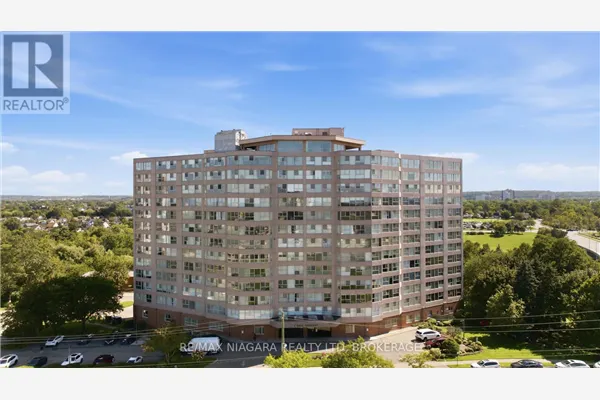 411 - 7 GALE CRESCENT