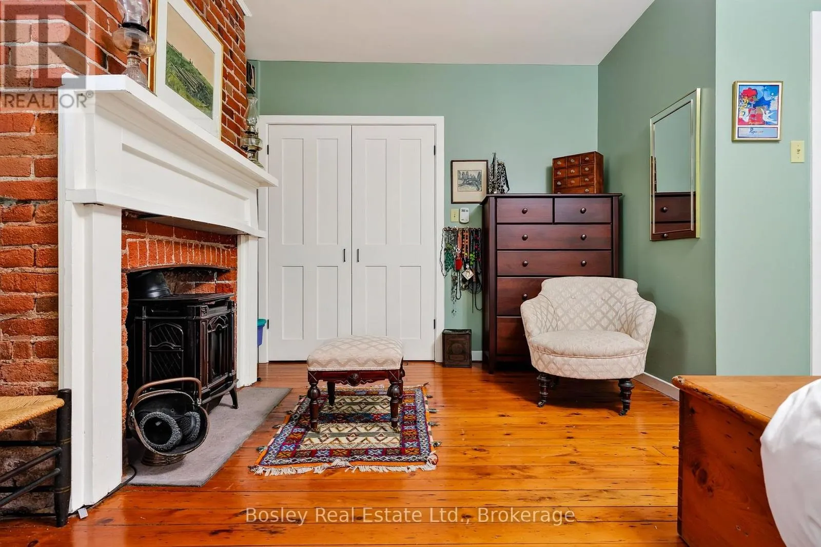 6 BALDWIN STREET
