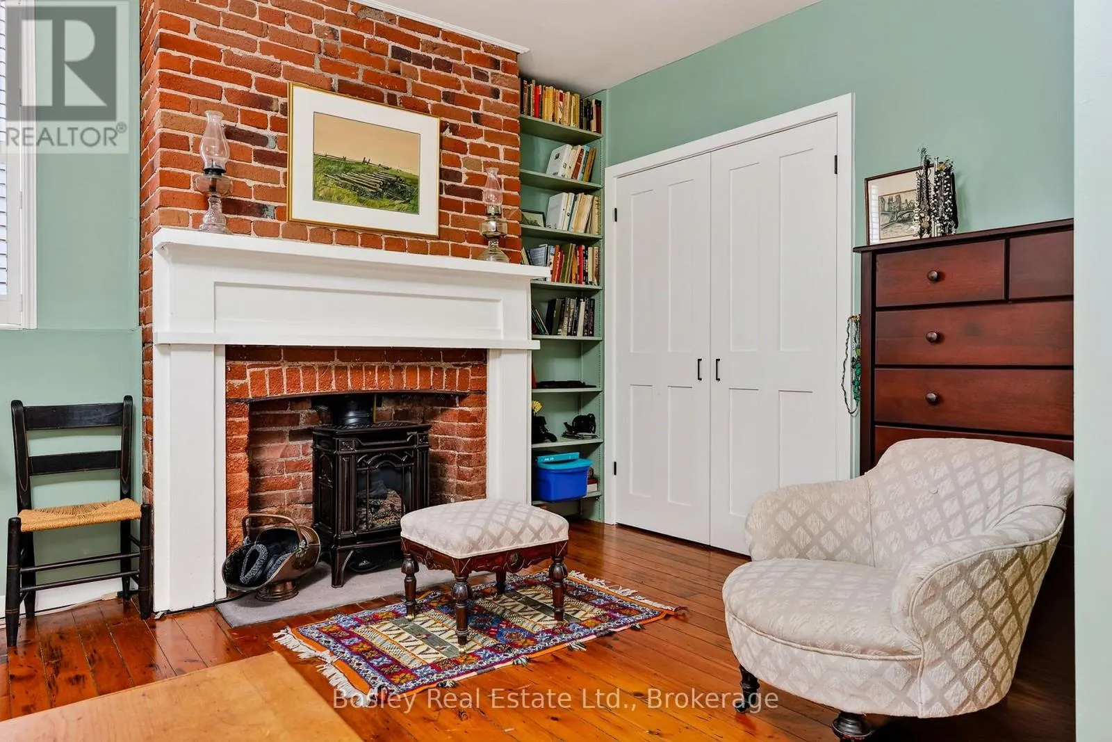 6 BALDWIN STREET