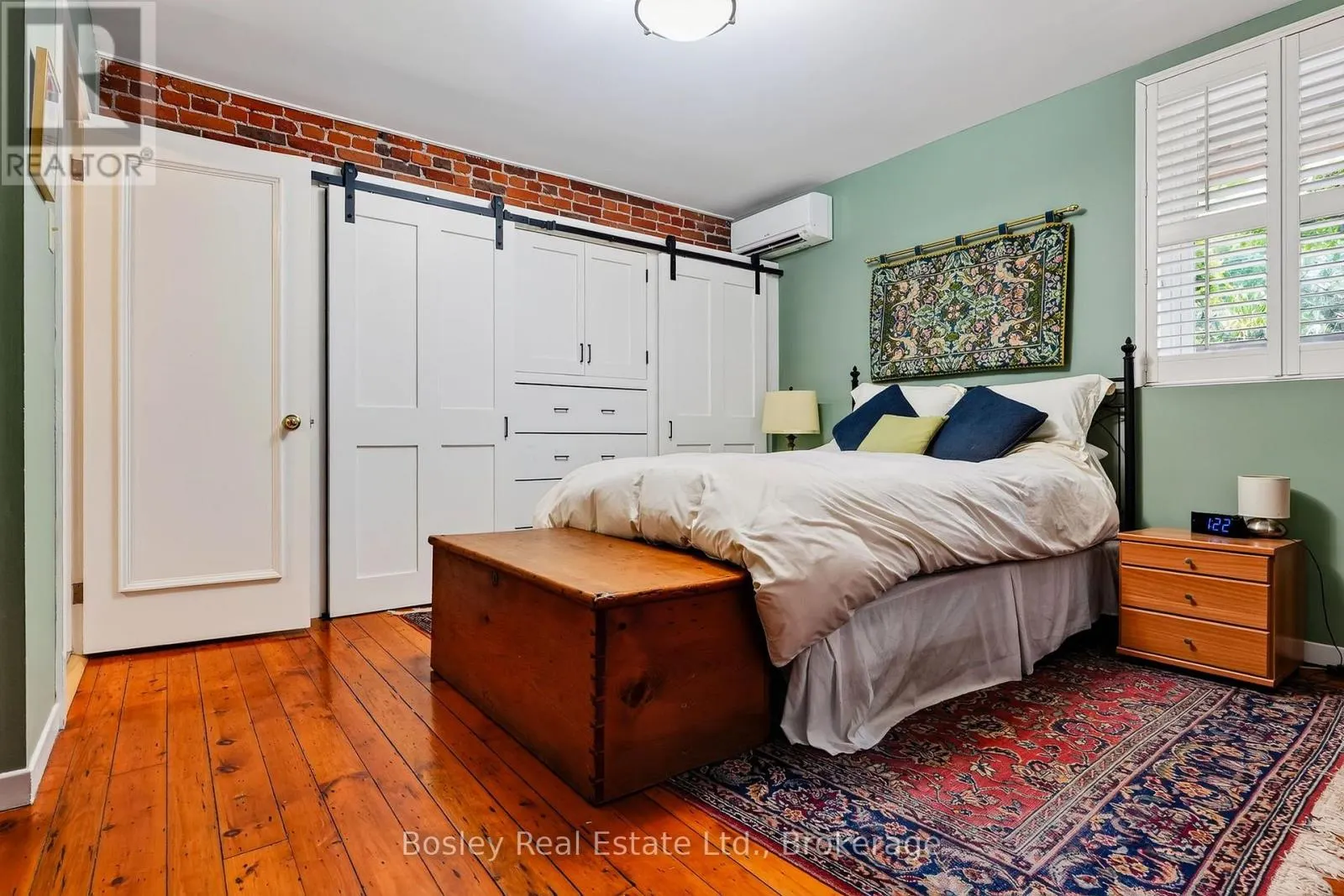 6 BALDWIN STREET