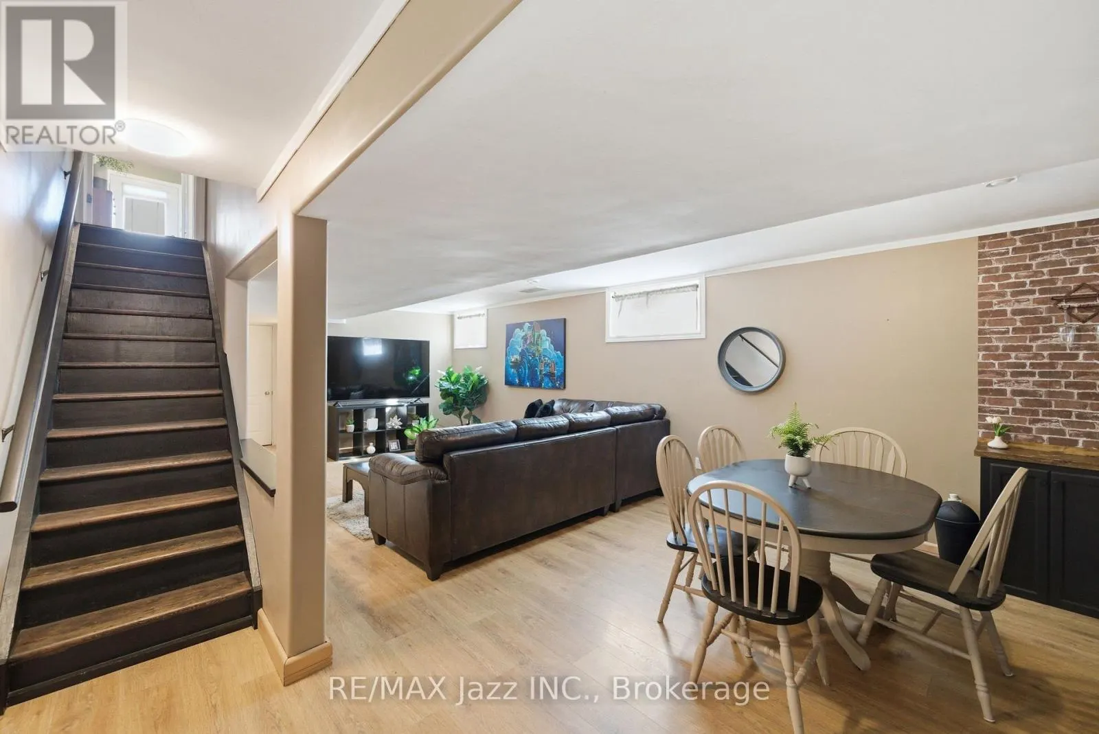 1 COOPER COURT