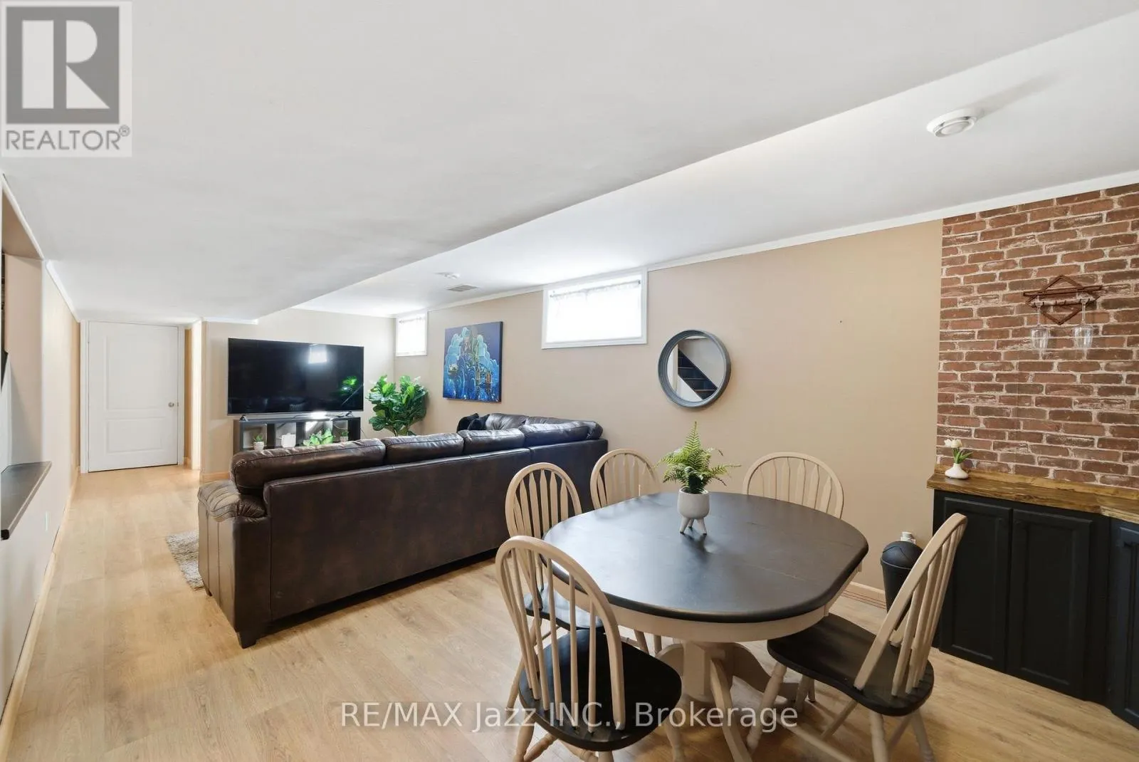 1 COOPER COURT