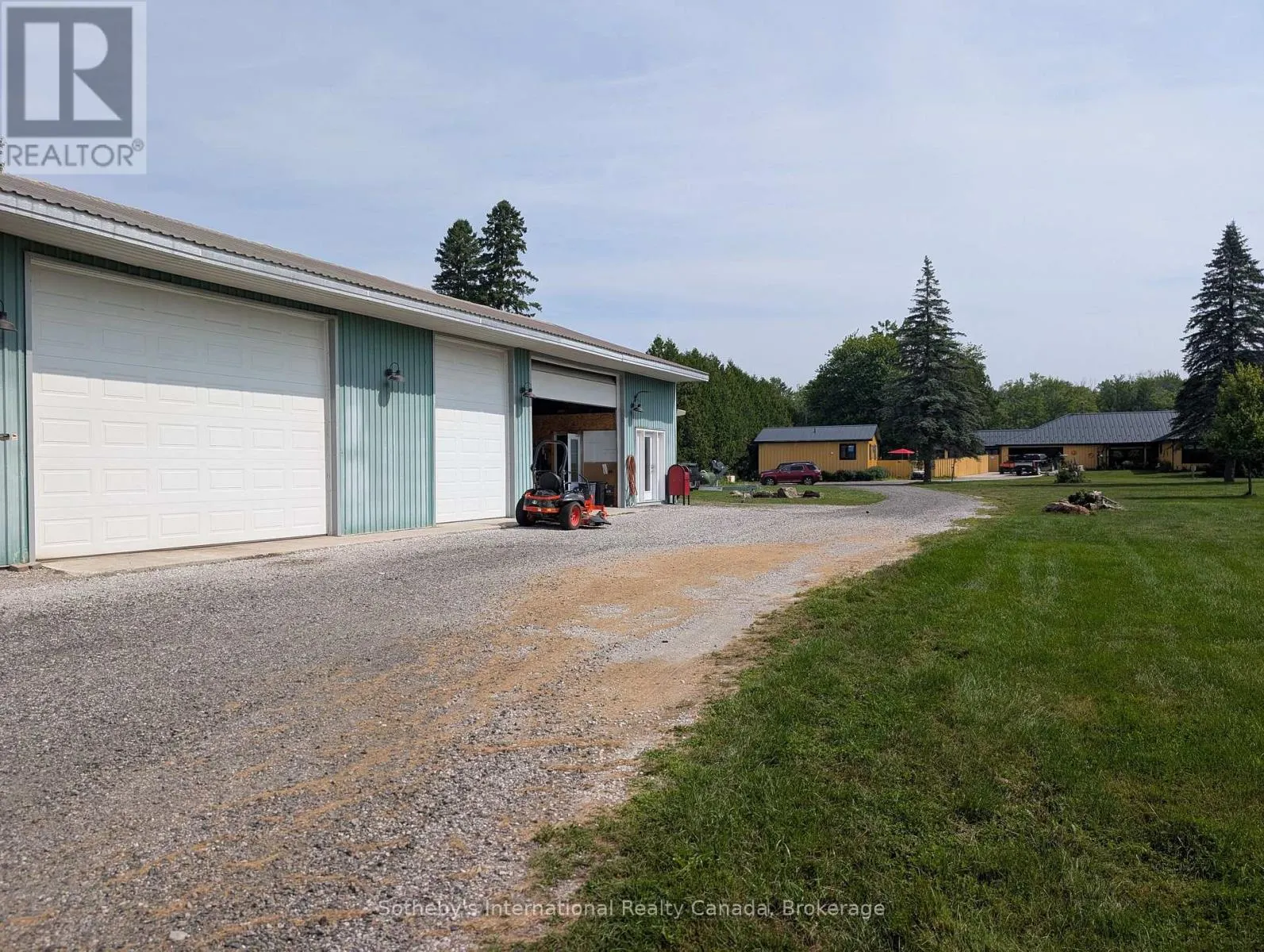 1082 BEAUMONT FARM ROAD