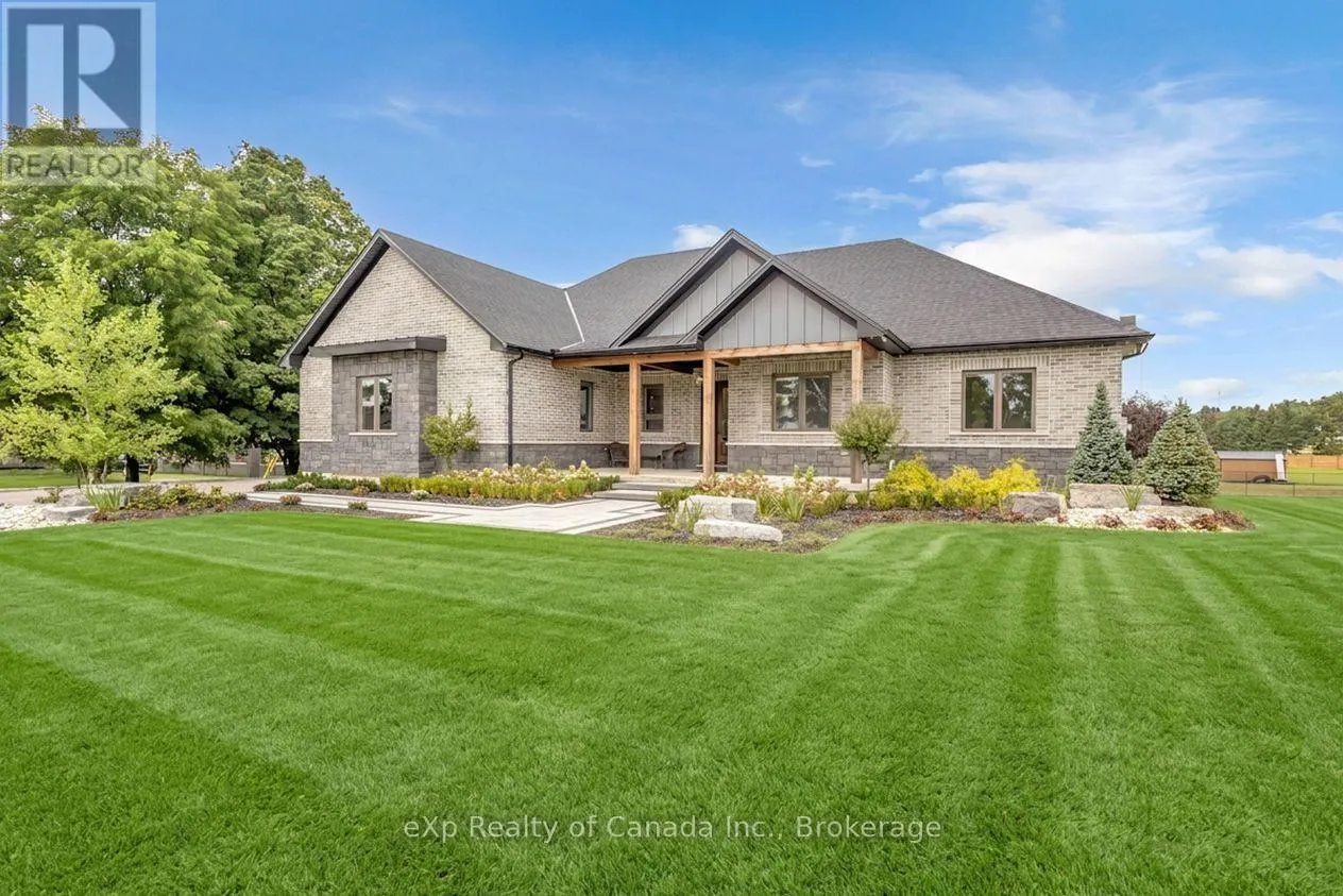 3 CLOVER LANE