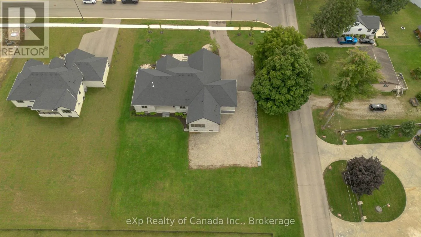 3 CLOVER LANE