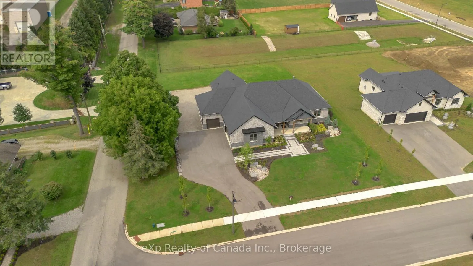 3 CLOVER LANE