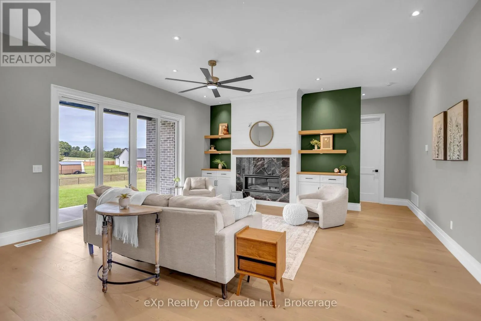 3 CLOVER LANE