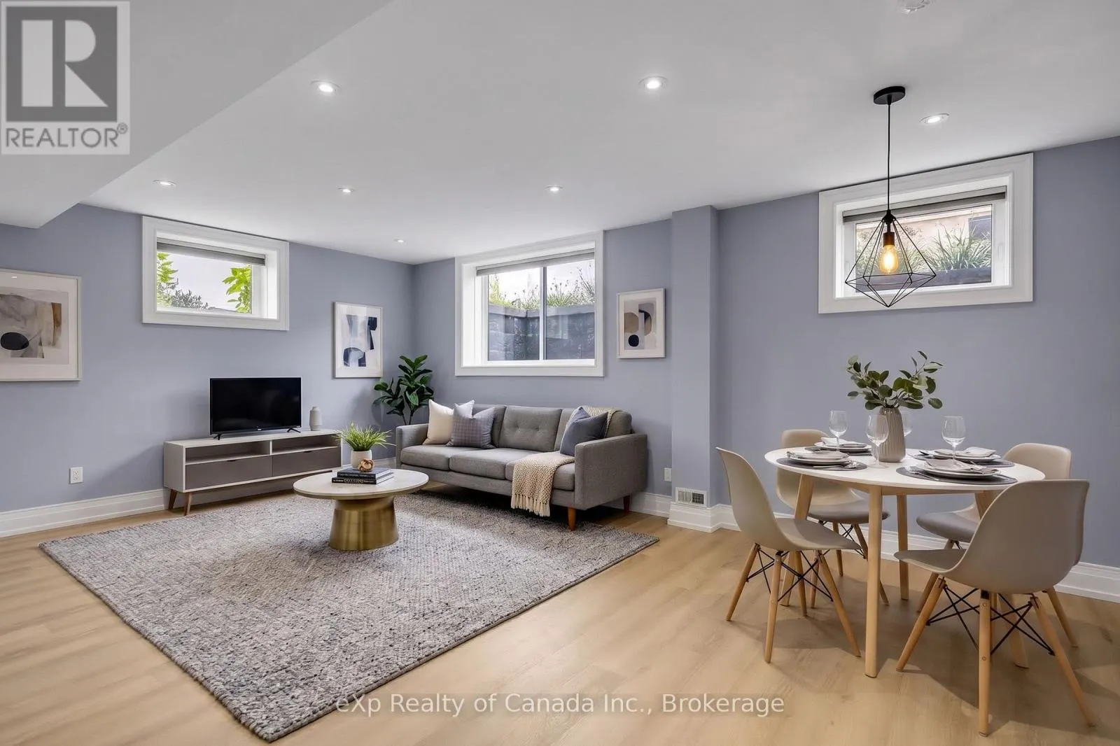3 CLOVER LANE
