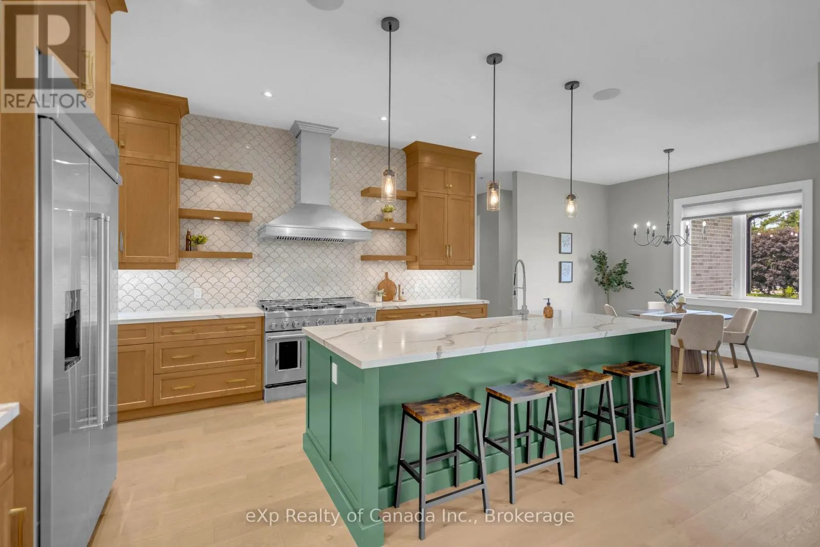 3 CLOVER LANE