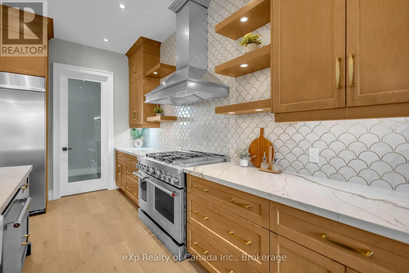 3 CLOVER LANE