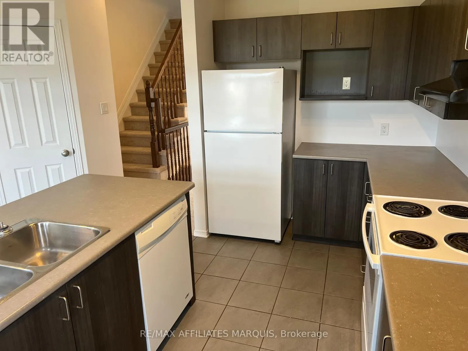 282 FIR LANE