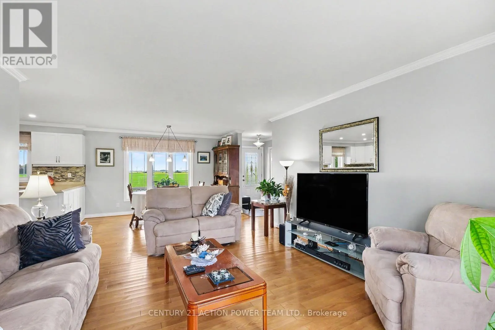 19 CRYSLER STATION ROAD
