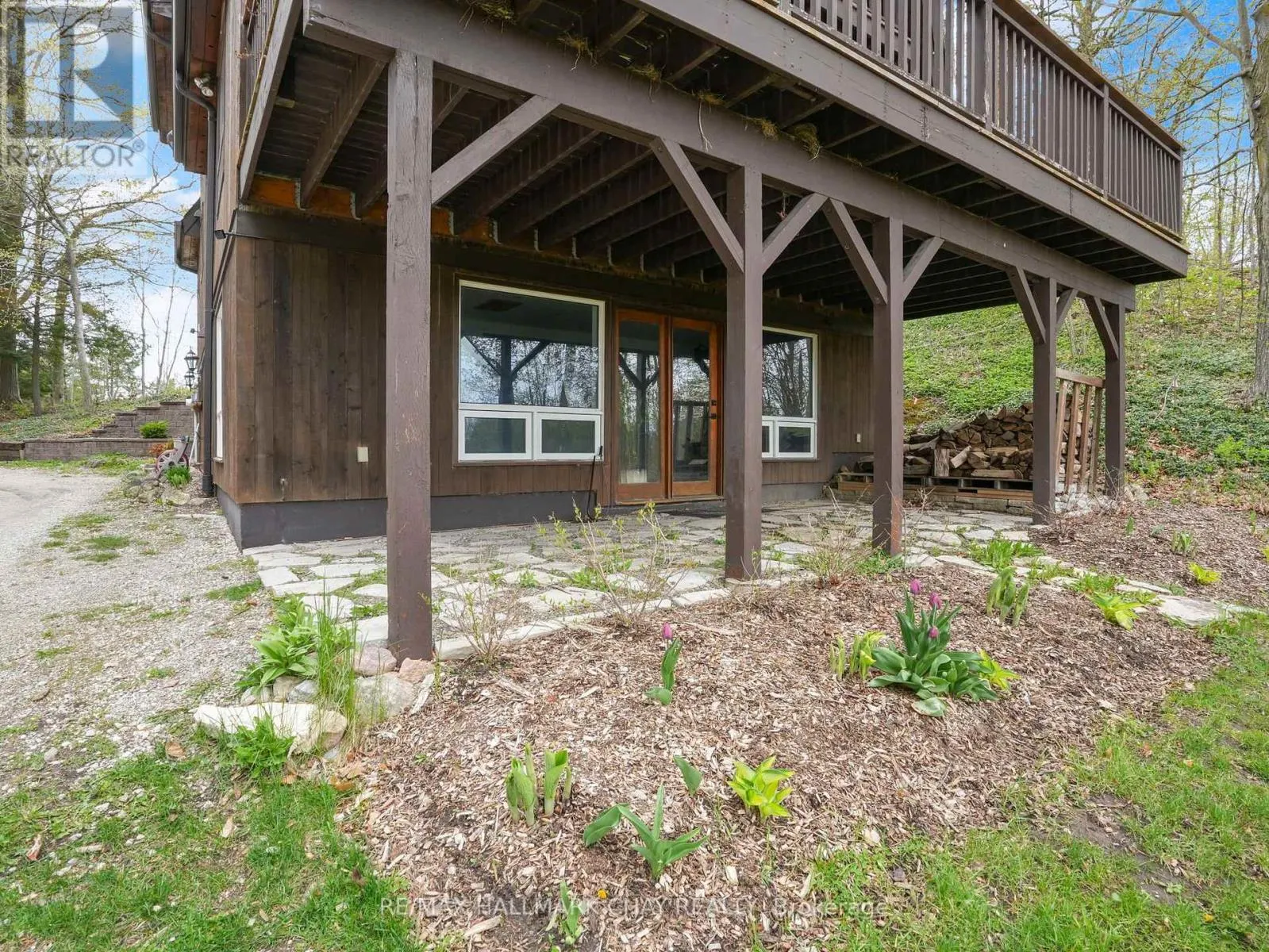 42 MOUNTAINVIEW ROAD