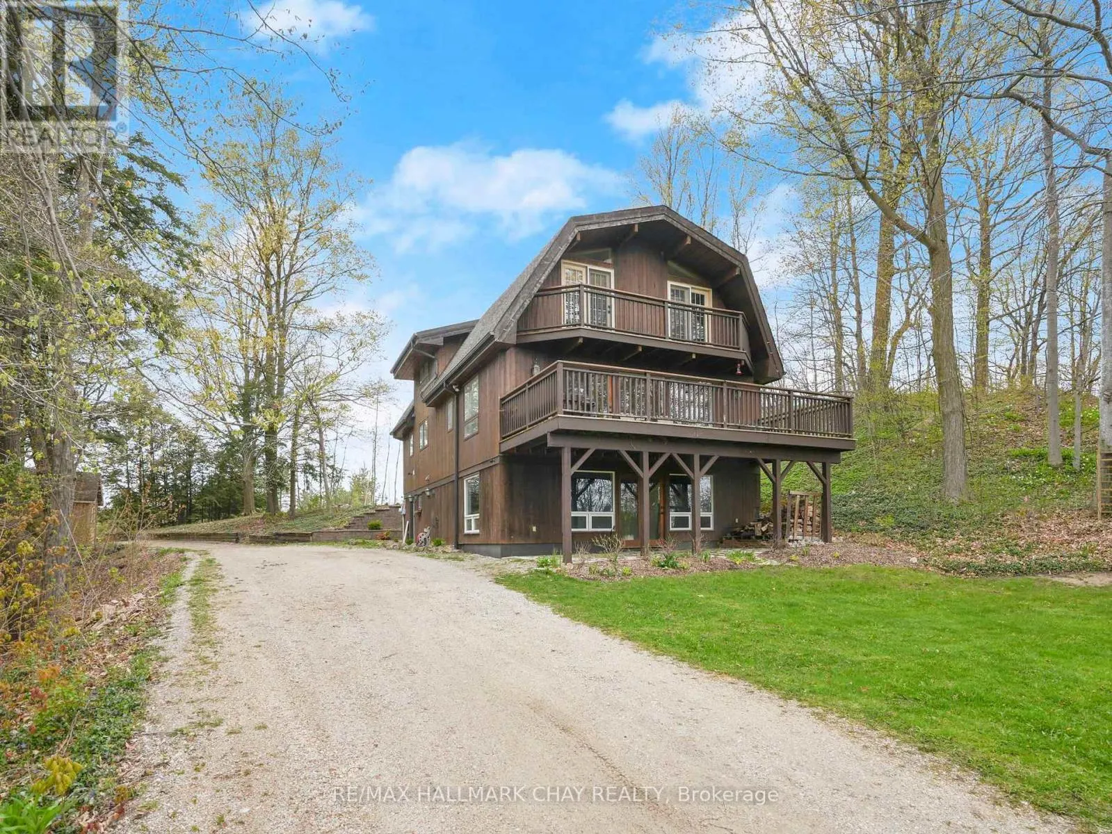 42 MOUNTAINVIEW ROAD