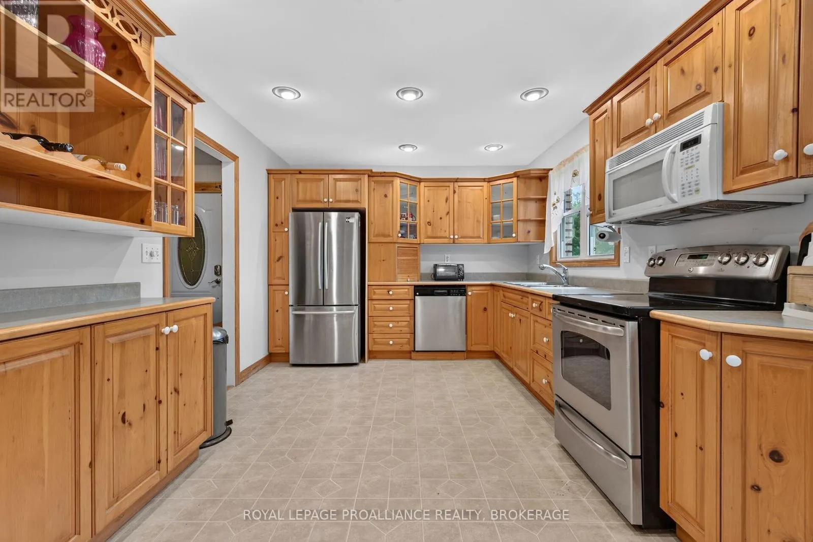 1246 TOWNLINE ROAD