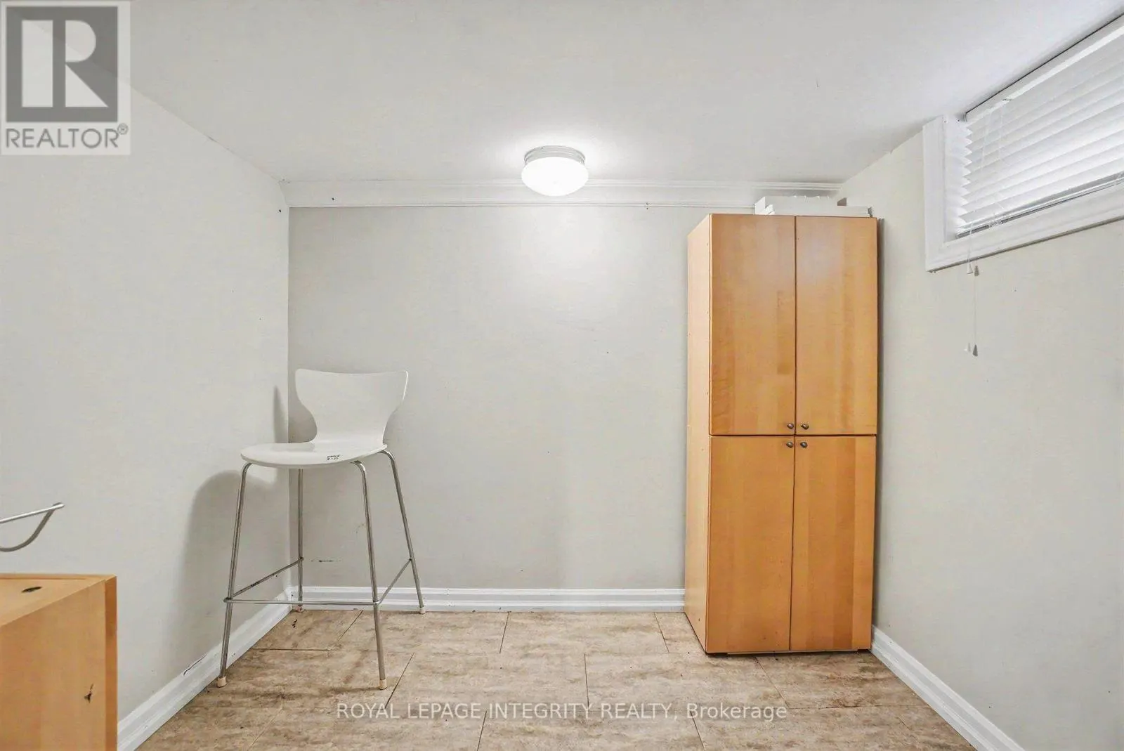 9 HOLMWOOD AVENUE