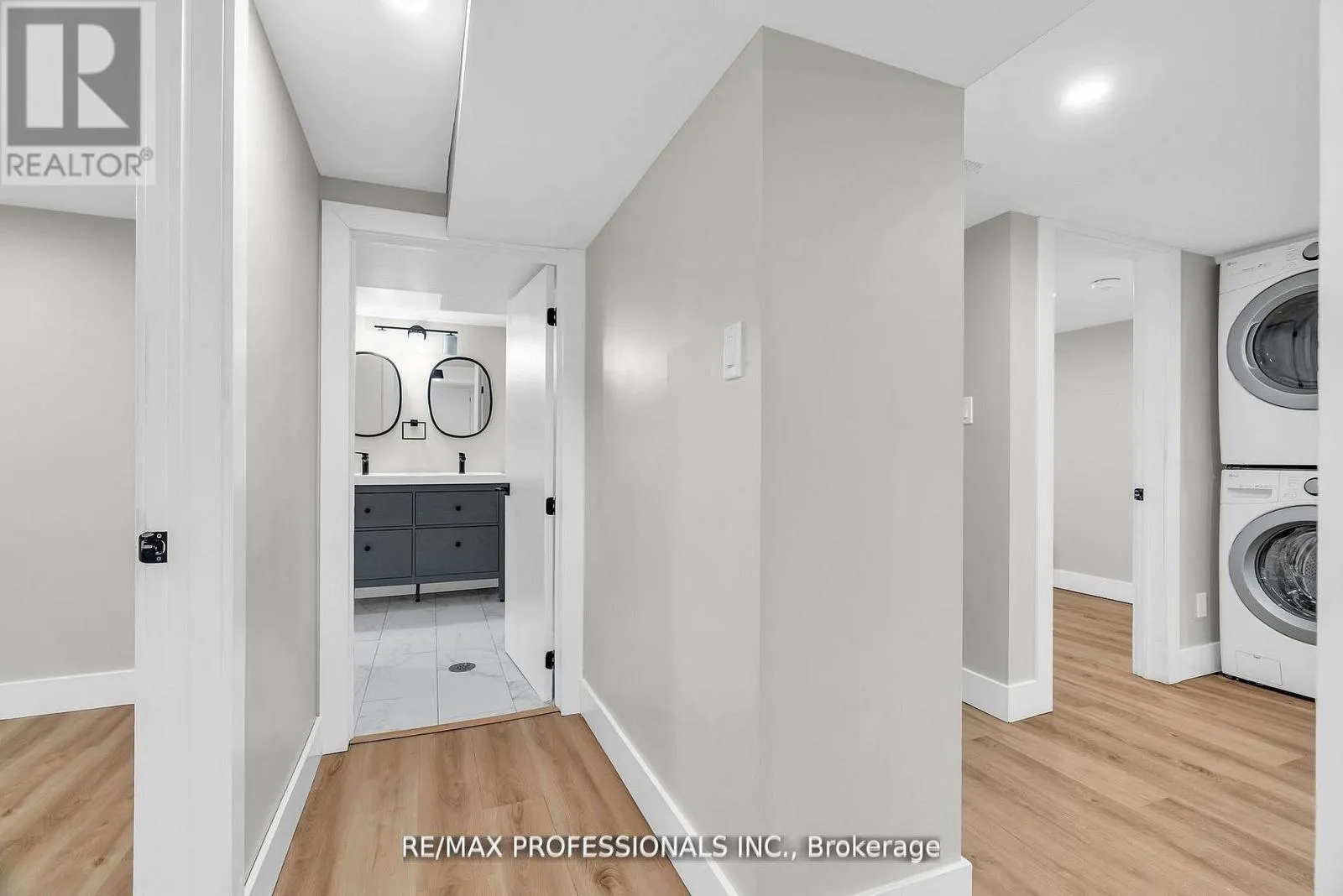 LOWER - 139 BYRON AVENUE
