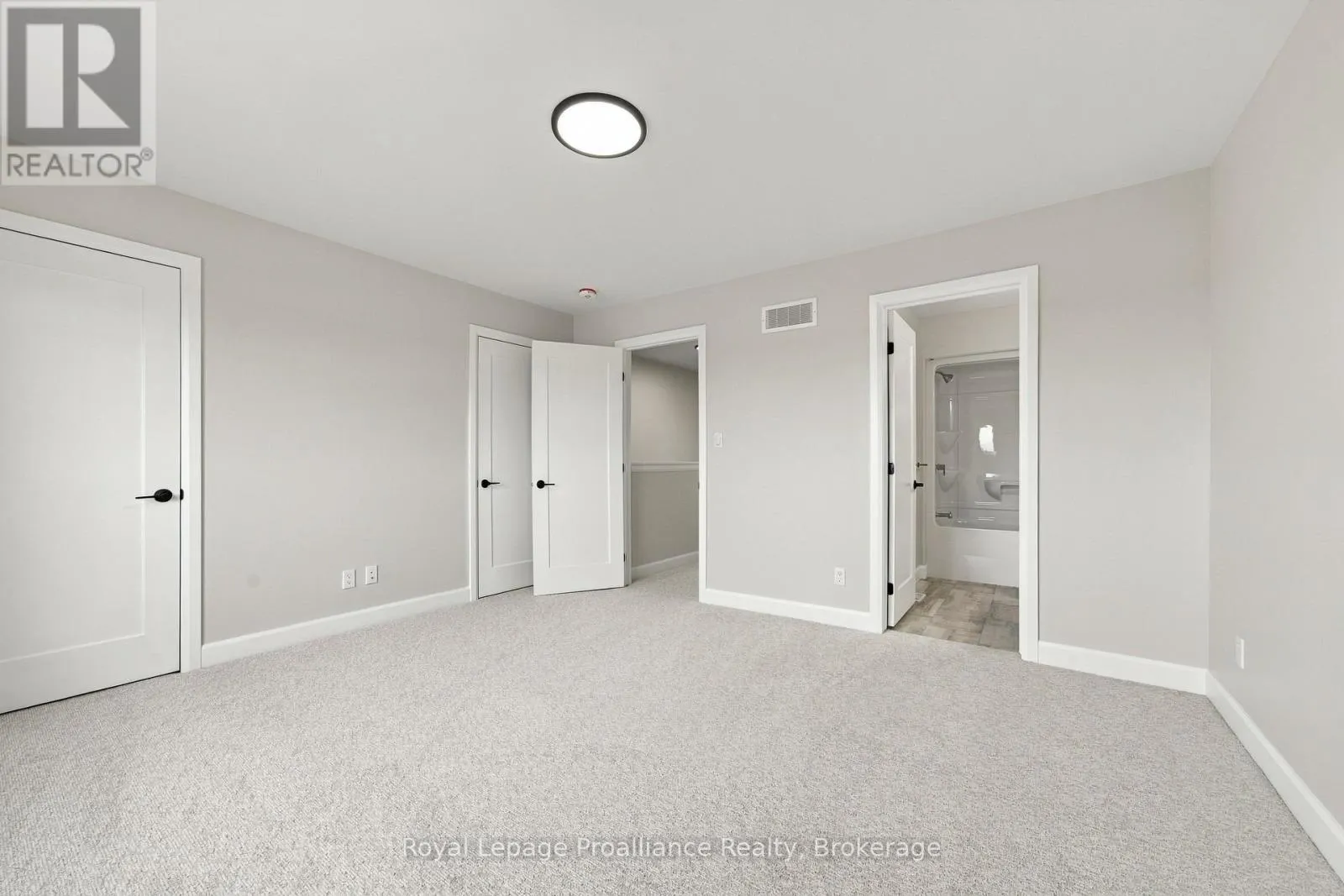 77 COUSINS CRESCENT