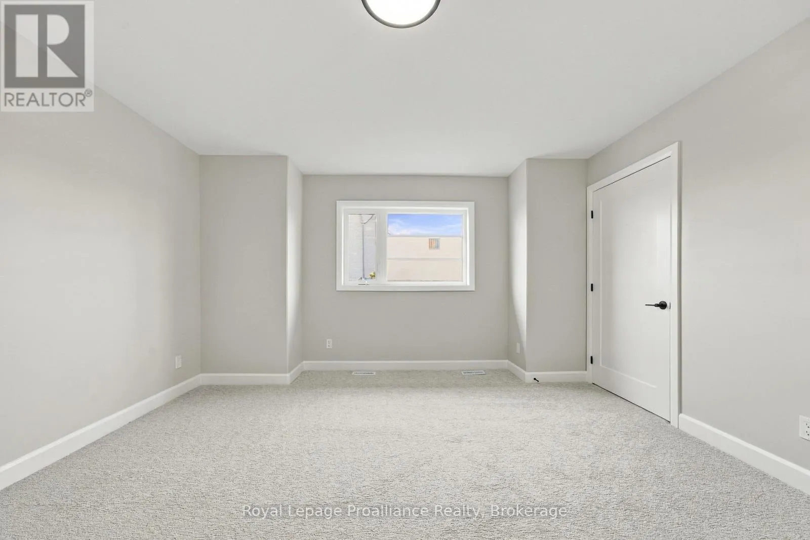 77 COUSINS CRESCENT